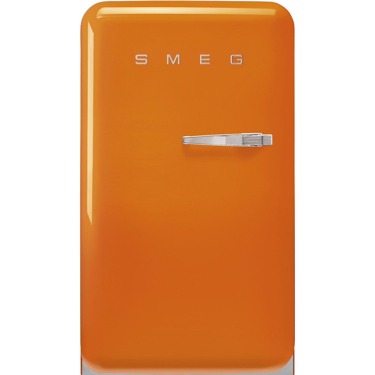 Freestanding refrigerator or freezer